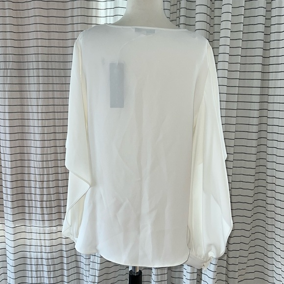 NWT Trina Turk Women’s Scoop Neck Rejoice Top Split Long Sleeves White Large - Picture 4 of 7